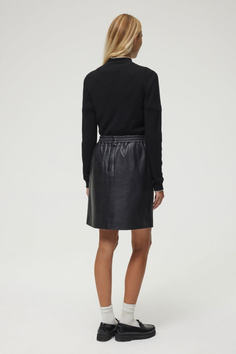 Pablo Falda Corta De Piel De Cordero - Yssambre Negro Vestidos